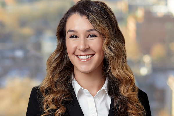 Courtney  Bellio Photo